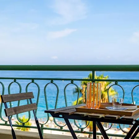 Prestige Sur La Promenade Des * ニース