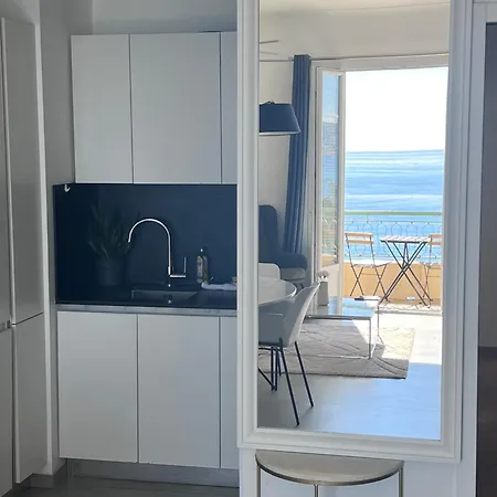 Prestige Sur La Promenade Des *